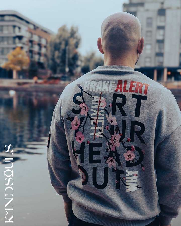 The “BLOSSOM” sweatshirt is for those who know mental health isn’t about constant positivity – it’s the messy, real work of showing up for yourself.

🚚 Same day dispatch now available for all orders placed before 2pm

👉 Buy Online: kiindsouls.com

#MentalHealthMatters