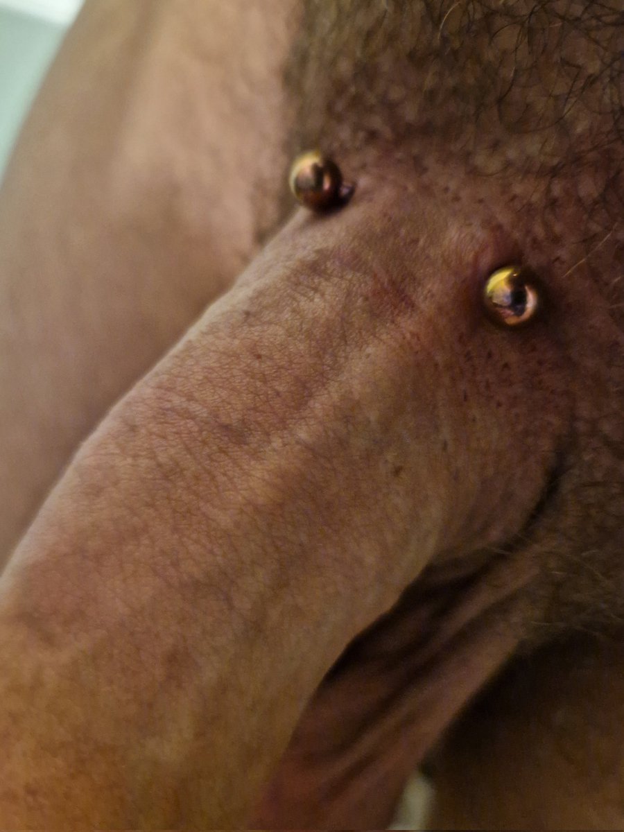 Something was missing 🤔
#pubicpiercing