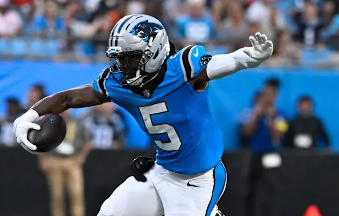 jbchoknows's tweet image. You picked up Dowdle off FA in time for Week 5? 

¡Que Rico! 

Should you start Rico in Week 5?

No Dowdle-bout it. 

😂 #DadJokes #Wordplay