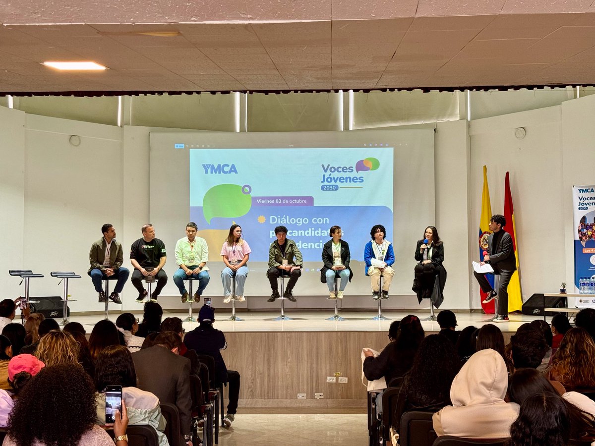 🗣️ El diálogo con las juventudes no puede esperar.
En este momento, en #VocesJóvenes2030, los precandidatos presidenciales <a href="/MauricioCard/">Mauricio Cárdenas S.</a>, <a href="/SondraMacol/">Sondra Macollins</a>, <a href="/DanielPalam/">Daniel Palacios</a>, <a href="/MauricioLizcano/">Mauricio Lizcano</a> y <a href="/SantiagoBoteroT/">Santiago Botero ✠ Templarios</a> comparten sus trayectorias e ideas con los y las jovenes.