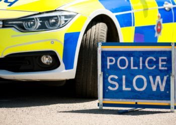 CumbriaCrack's tweet image. ❌ M6 southbound blocked by a collision ❌ 

Traffic has been temporarily held on the M6 southbound between J37 (Killington) and J36 (Crooklands) due to a collision involving a vehicle which has crashed into the central reservation. 
Queueing traffic on the approach.
16:35 hrs.