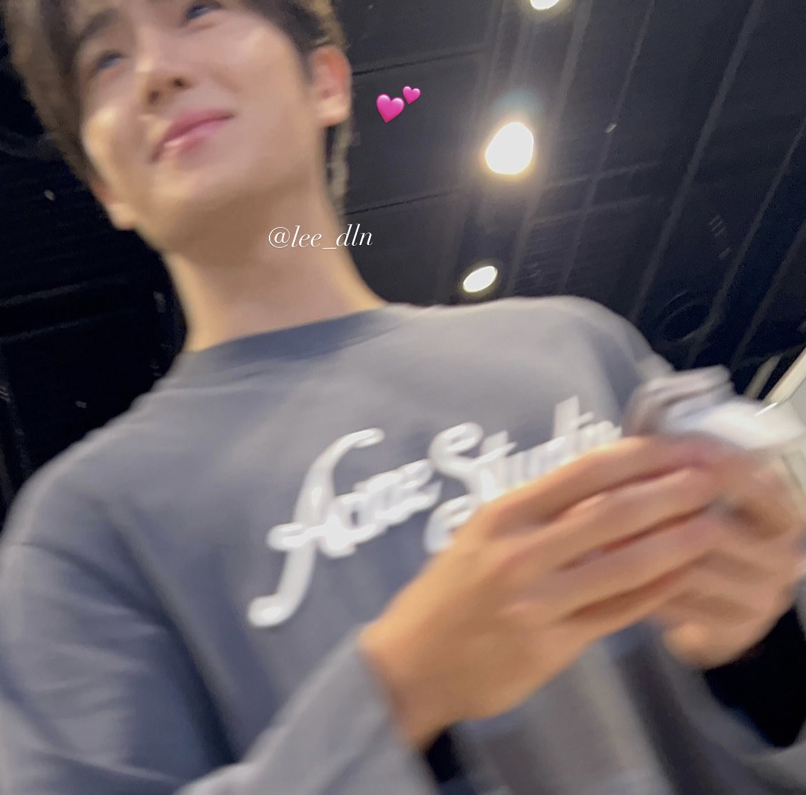 lee_dln's tweet photo. 251003♡
ハイタもお渡しも全部楽しかった🥹💘

 #현재 #더보이즈 https://t.co/5Q84AoDbZH