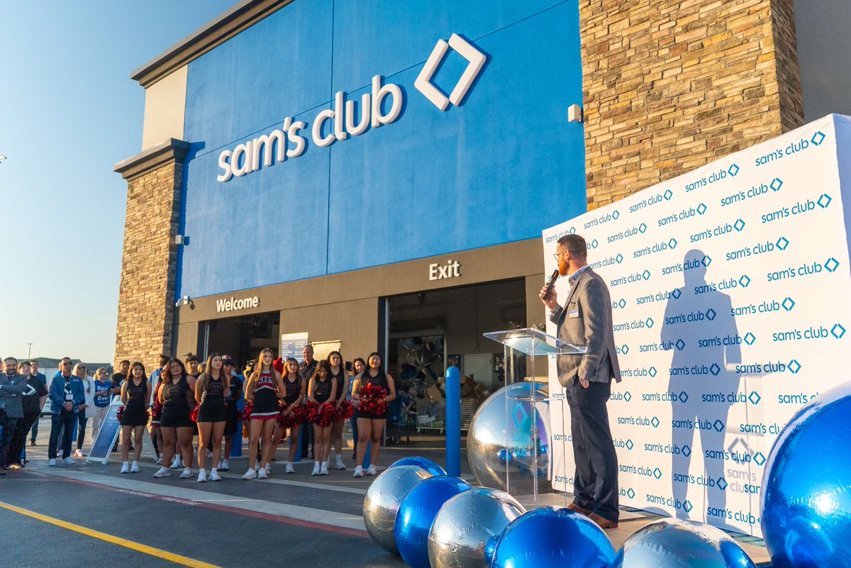 SpringdaleCofC's tweet image. 🎉 Sam’s Club Celebrates Store Renovation with Grand Re-Opening 🎉
This morning we marked the occasion with a ribbon cutting at their Springdale location, following a beautiful remodel!
📍1517 Gene George Blvd
Thank you to our Ribbon Cutting sponsor H&R Block