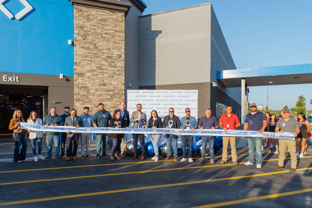 SpringdaleCofC's tweet image. 🎉 Sam’s Club Celebrates Store Renovation with Grand Re-Opening 🎉
This morning we marked the occasion with a ribbon cutting at their Springdale location, following a beautiful remodel!
📍1517 Gene George Blvd
Thank you to our Ribbon Cutting sponsor H&R Block