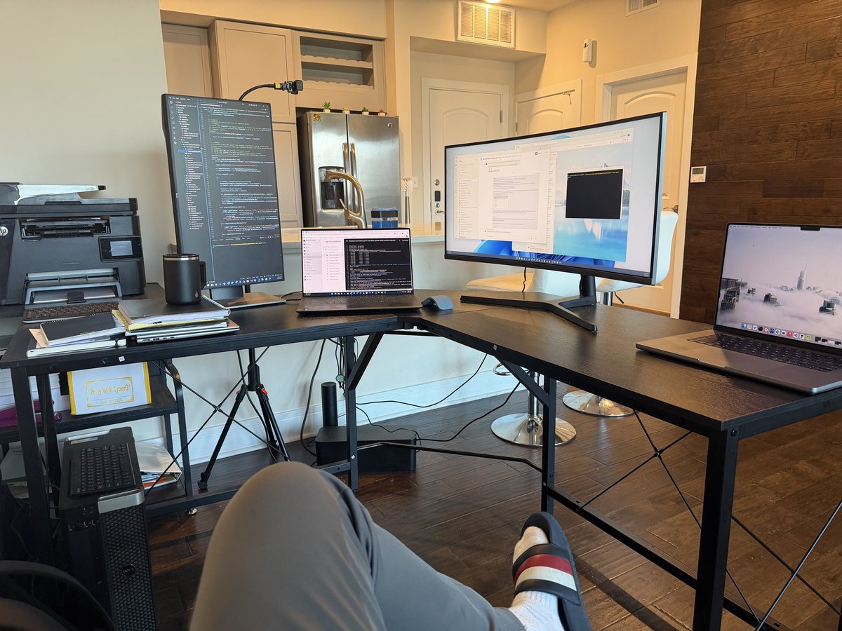 olacokers's tweet image. My view, 
This is where I am replying y’all twitter Tech bros from. 🤣🤣
#WorkFromHome benefits 🙂
#Tech