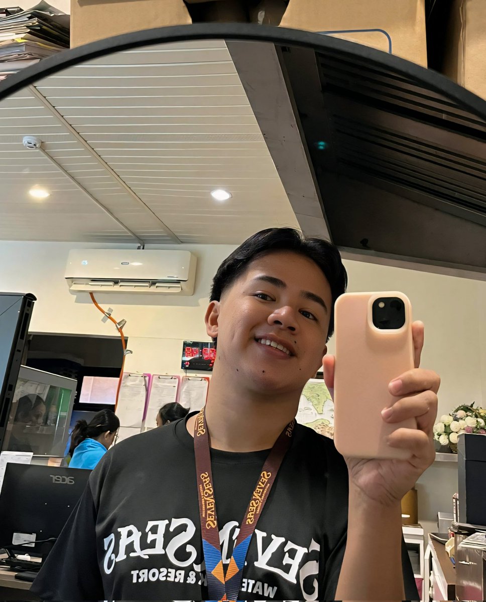 khaelharold's tweet photo. 😉 https://t.co/fVF2ePvoYC