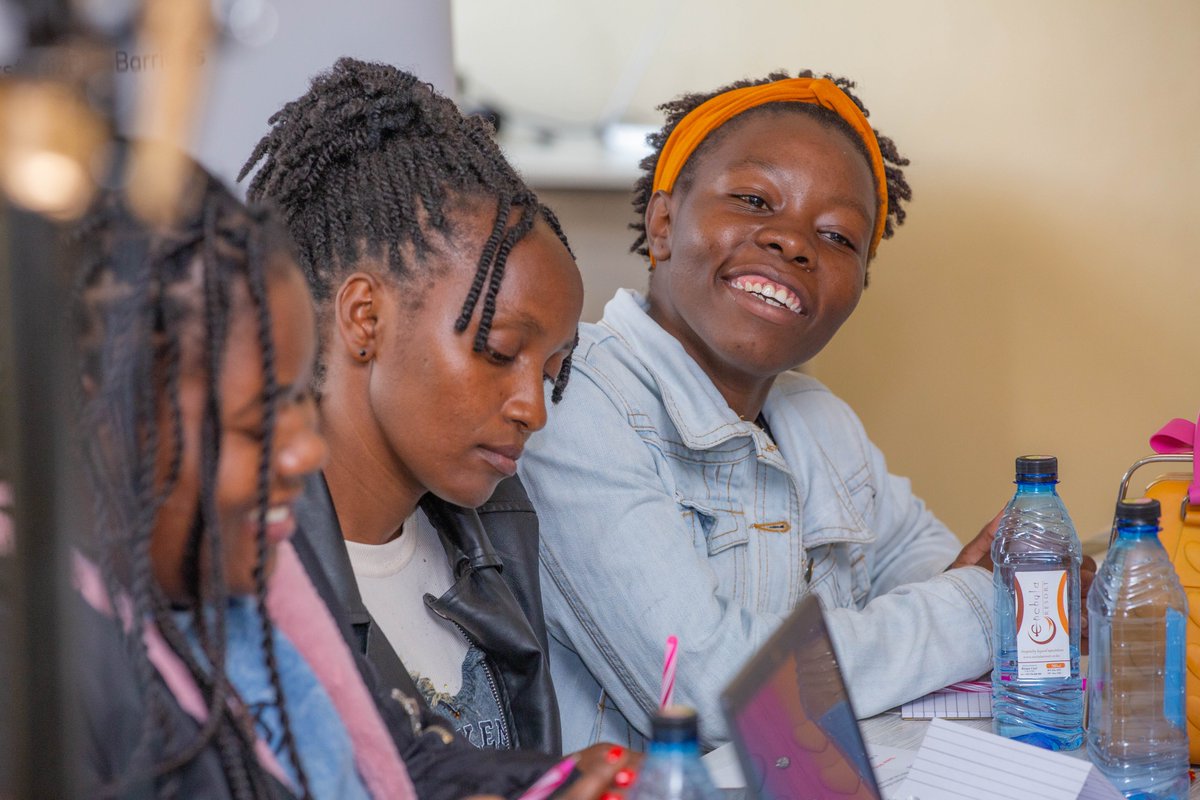 Over the next weeks we’ll share highlights from the #YoungAfricaWorks Dialogue Series 🇰🇪.

AfYBC led FGDs in Nairobi, Mombasa, Kajiado &amp; virtually to spotlight young women’s voices in finance &amp; policy.

From dialogue ➝ action ➝ transformation.

#YouthVoices #YAWDS #AfYBC