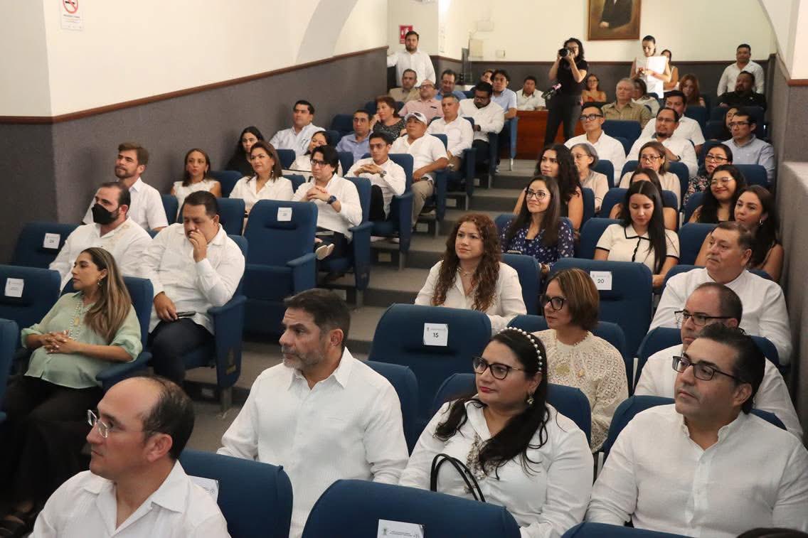 CAY_Abogados's tweet photo. El Colegio de Abogados de Yucatán A.C. asistió a la firma del Convenio General de Colaboración y Vinculación entre el Tribunal de Justicia Administrativa del Estado de Yucatán y el Tribunal de Justicia Administrativa de la Ciudad de México.
#ColegiodeAbogadosdeYucatánAC https://t.co/xVKREGM81q