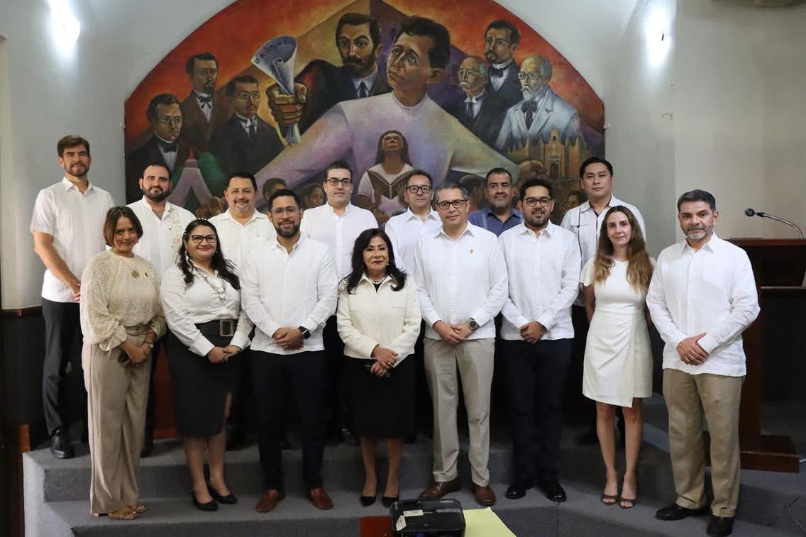 CAY_Abogados's tweet photo. El Colegio de Abogados de Yucatán A.C. asistió a la firma del Convenio General de Colaboración y Vinculación entre el Tribunal de Justicia Administrativa del Estado de Yucatán y el Tribunal de Justicia Administrativa de la Ciudad de México.
#ColegiodeAbogadosdeYucatánAC https://t.co/xVKREGM81q