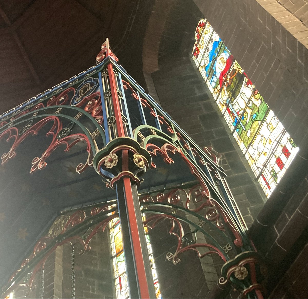 AlBuHarg's tweet image. The beautiful wrought iron Baldacchino in St. Catherine’s, Burnley.
Altar canopies this elaborate are very rare in Britain, more usually found in 17th century Italian churches.
#ChurchOfEngland #History #ReligiousArchitecture #Burnley