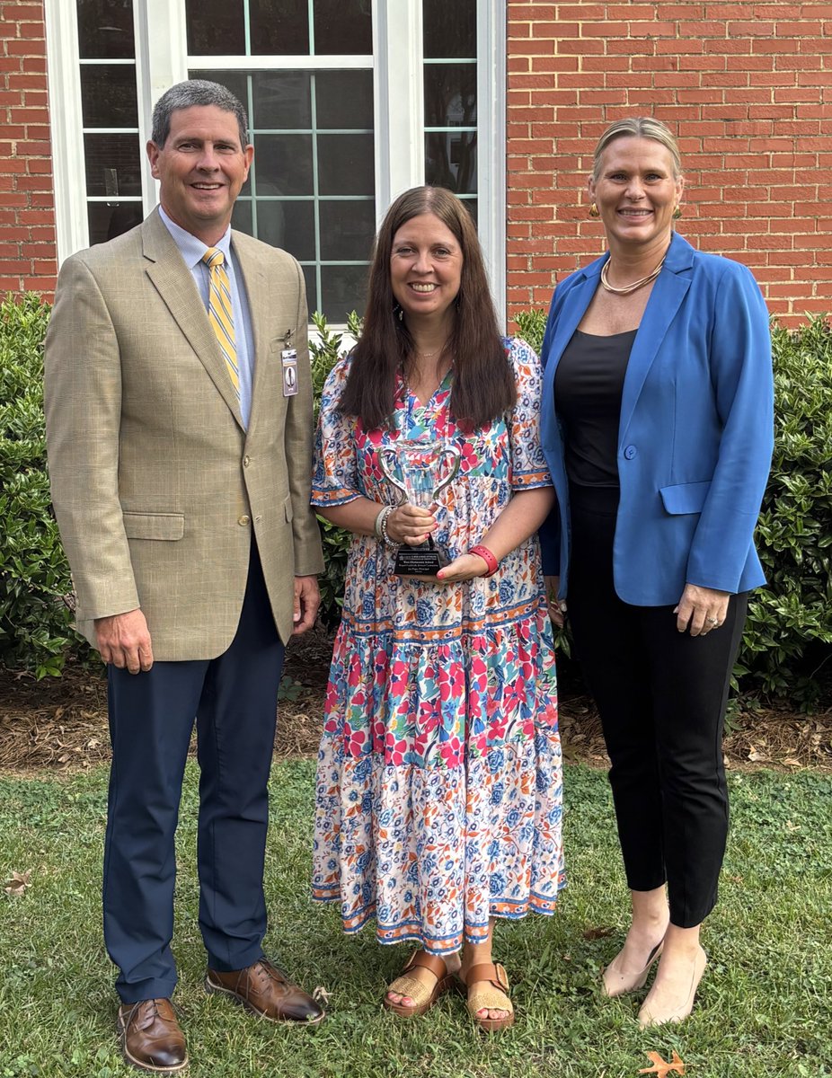 LindsayBrannon's tweet photo. It was great to celebrate @BOECullmanCity amazing school counselors today! @CullmanCats, @CullmanMiddle, @wescullman, and @cullmanprimary were honored with the Alabama School Counseling Program of Distinction award.   @AlabamaSCA @kkallhoff https://t.co/00fDFVAQNG