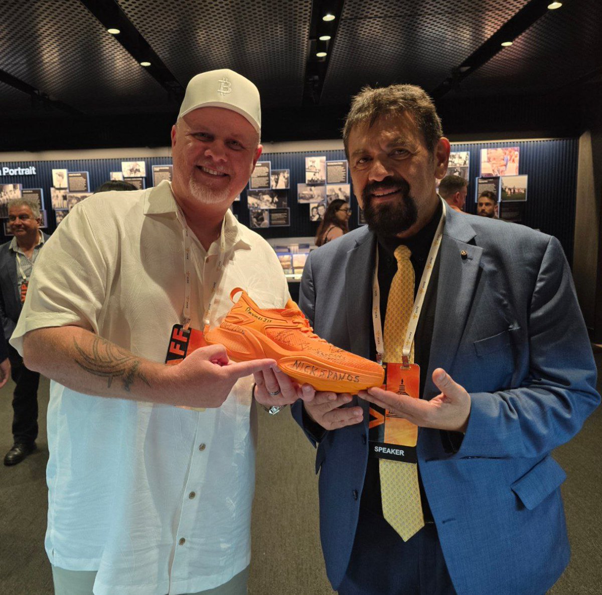 DiscoverBDC's tweet image. For 3yrs we been collecting autographs on these Bitcoin orange @McLarenF1 sneakers for a future auction to help BMM. During @btcindc_ we added new names to this growing list of legends. We breath PoW hence the only PoS we accept here is Proof of Signature 😉
🙏 to all 24 of u  👇