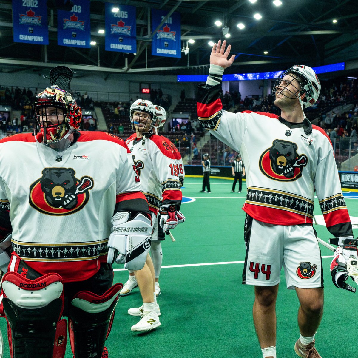 ottblackbears's tweet image. Smiles that light up the arena 😁 #WorldSmileDay
