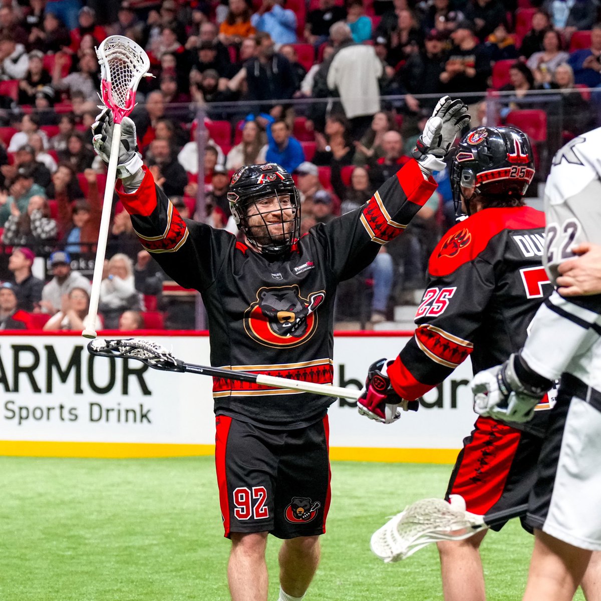 ottblackbears's tweet image. Smiles that light up the arena 😁 #WorldSmileDay