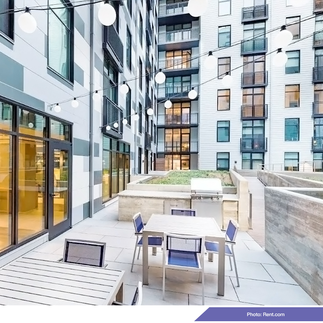 advancedwindow's tweet image. A look inside and out of Rowan, winner of a PCBC Gold Nugget Award, and a wonderful mix of modern and traditional architecture, accented by windows installed by our AWI teams. Partners: Trammell Crow, @SKIArchitecture, @CBGBuildingCo 
#windowinstallation #fenestration #windows