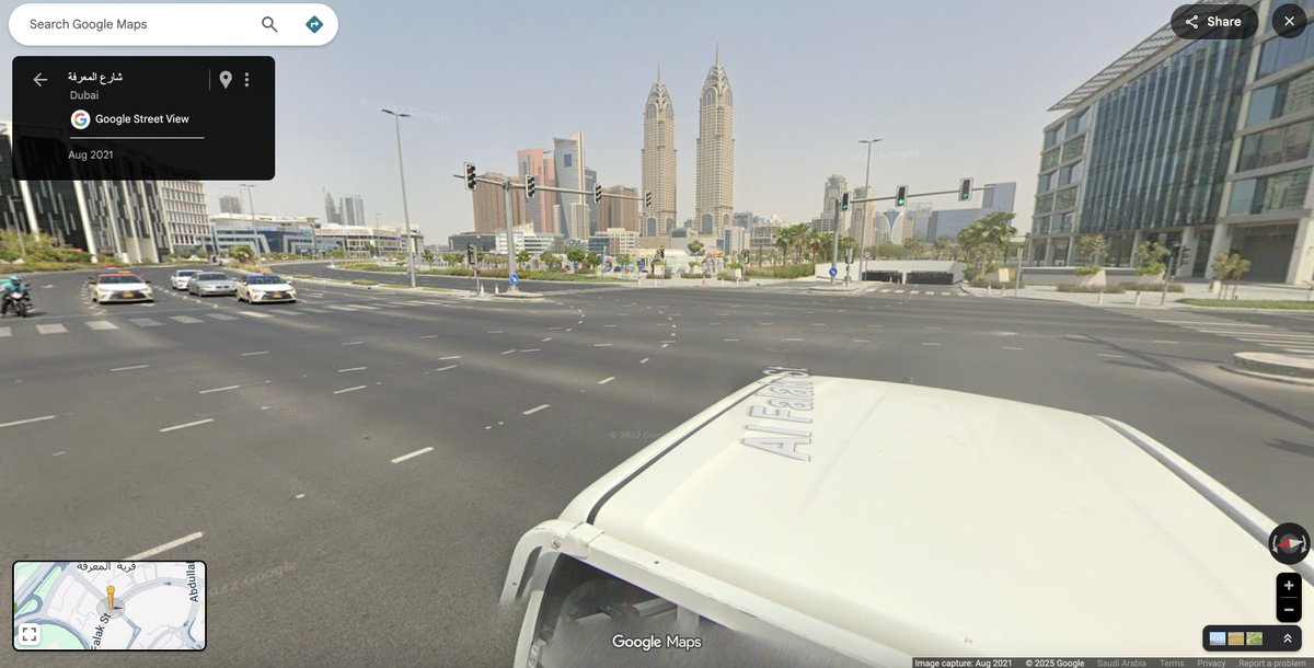 Moafaq's tweet photo. زرت دبي ٣ أيام وحبيت تخطيط الطرق. هذي نقاط بسيطة أتمنى تطبيقها بالمدينة المنورة:
- وجود سرعة ادنى بالخطوط السريعة
- الدوارات والتقاطعات مخططة بحيث الكل يكون بمساره
- تنبيه بالمسارات اللي راح تنتهي أمامك (“أمامك تحويلة” غير كافية)
@saudimomrah @MadinaAuthority https://t.co/jNICrS19hr