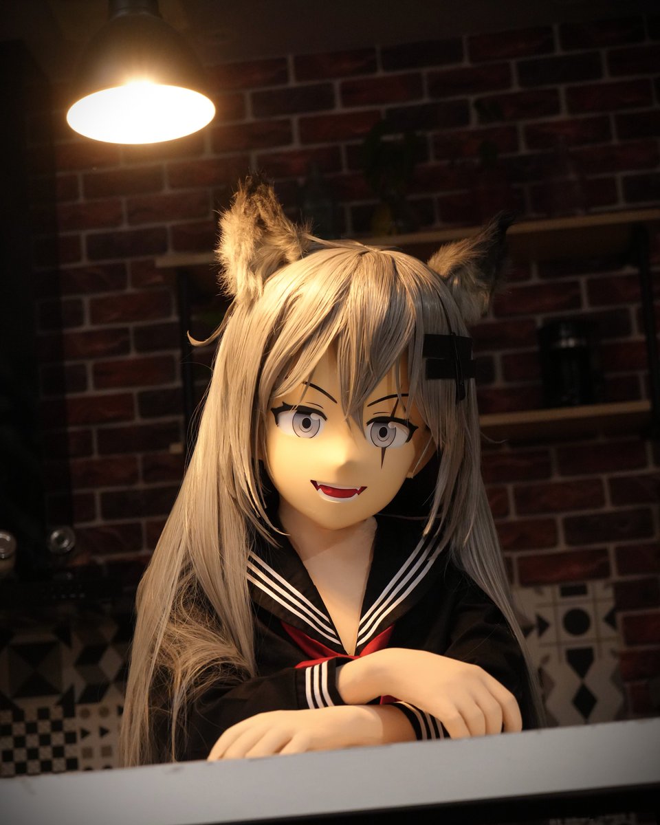 What you looking at, Doktah~? (⁄ ⁄•⁄ω⁄•⁄ ⁄)

#kigurumi
#着ぐるみ
#arknights
#lappland