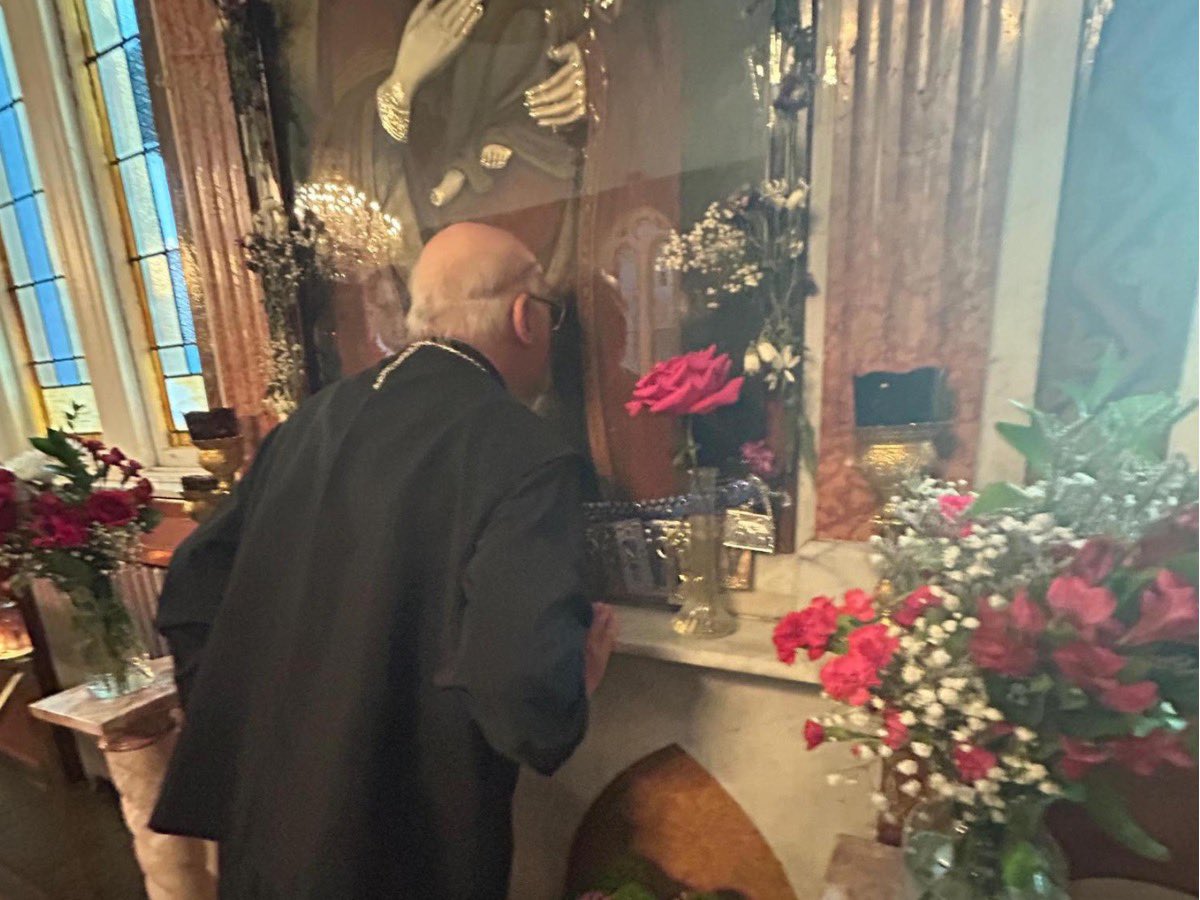 During the 2025 Apostolic Visit, His All-Holiness Ecumenical Patriarch Bartholomew made a visit to the Greek Orthodox Church of Saint George &amp; Saint Demetrios in New York City to venerate the miraculous icon of Panagia Giatrissa (“The Healer”).

Read here: orthodoxobserver.org/ec-patr-bartho…