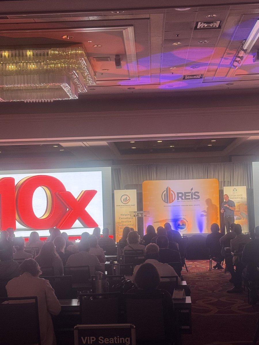 _ohyeendah's tweet photo. The economy is shaky, recession or not, but the wealthy aren’t waiting for rescue.

Darren Mitchell at #REIS2025 dropped facts:

💰 3 Things Wealthy People Do:
1️⃣ Become their own banks
2️⃣ Ignore traditional financial planning
3️⃣ Take action fast. Fire → Ready → Aim https://t.co/viXjxvEc7c