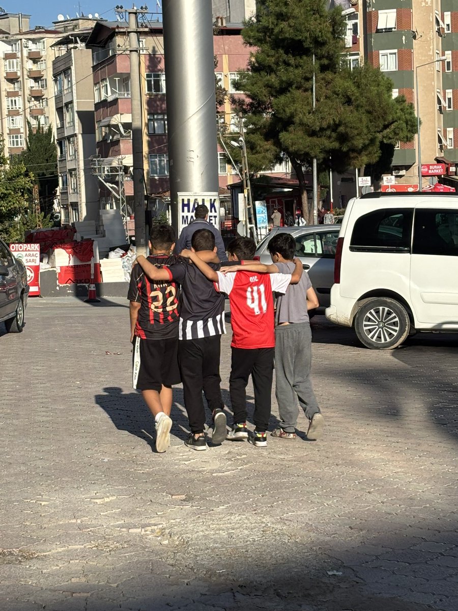 nilgnbklc's tweet photo. Çocuklar çok güzelsiniz 🫶🏻♥️ https://t.co/MVNay5I1HJ