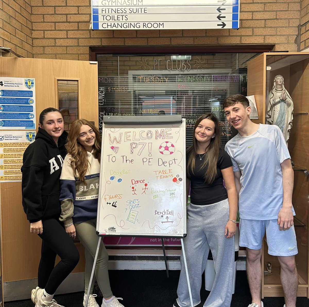 Massive well done to our amazing Sports Captains for organising and delivering our Primary 7 Transition Event this afternoon! 

We hope all P7 pupils had a fun afternoon in the department 🏓🏐🏸