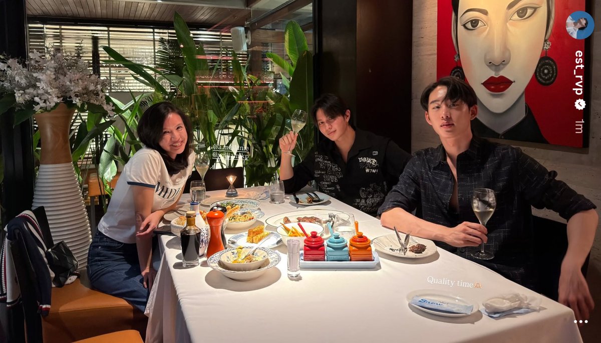 appch__'s tweet photo. พี่มุ้ยอยู่กับวิลเลี่ยมเอสด้วยย แงแงแงแง คิดถึงมากกกกกกก 😭😭😭😭😭

#WilliamEst #วิลเลี่ยมเอส
#williamjkp #est_rvp https://t.co/1A3YaV1sz4