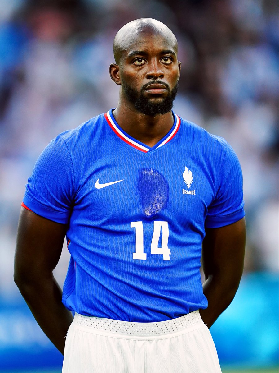 mxrtinx99's tweet image. Mateta falling for the bait of accepting France call up.