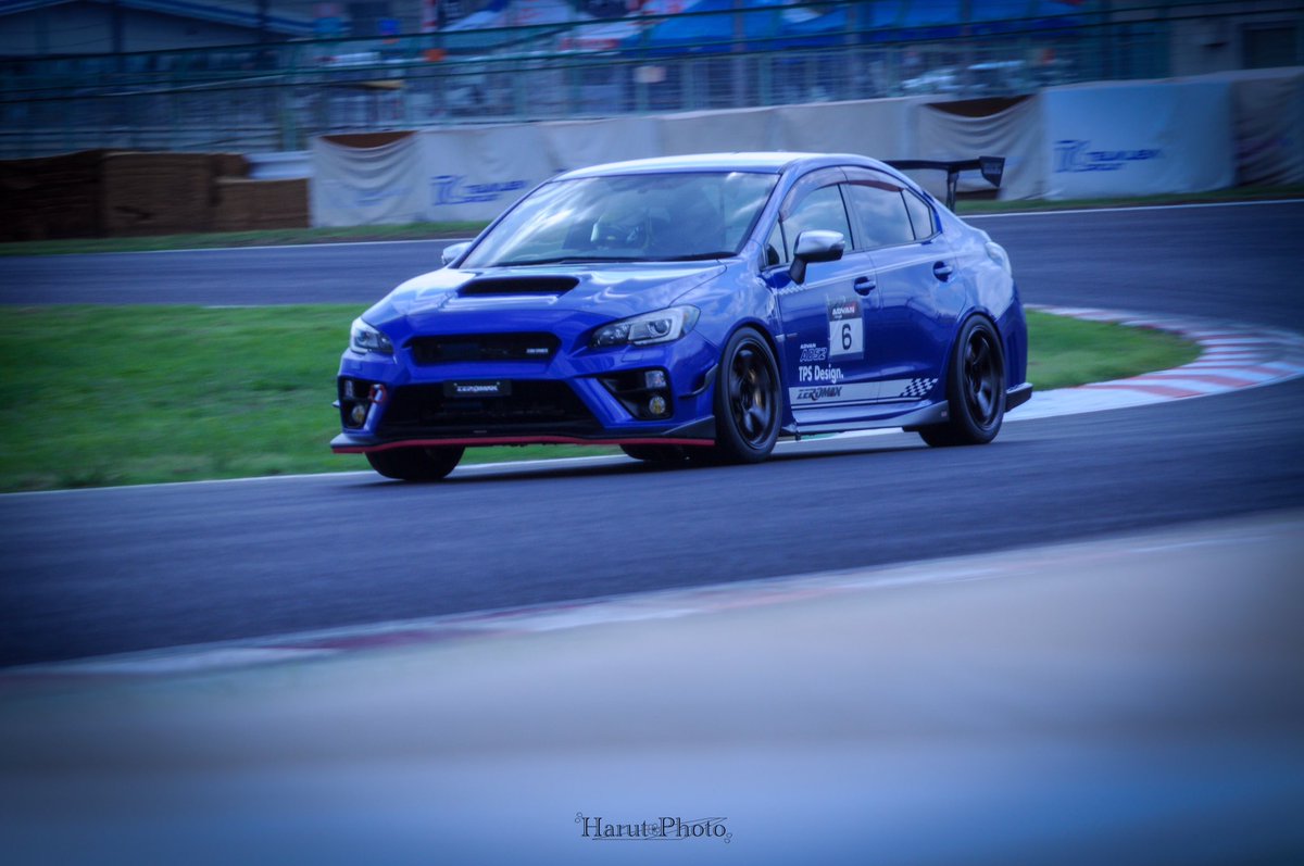 WFfxt6's tweet photo. ハイパーミーティングに行った時の写真( ∩˙꒳˙📷⊂ )
car :ゼロマックス南関東店 WRX STI
driver :小西 岬 選手
#HarutPhoto
#ゼロマックス南関東店
#ハイパーミーティング
#hypermeeting
#筑波サーキット
#TPSDesign #zeromax https://t.co/5yZ2NAJ0bW