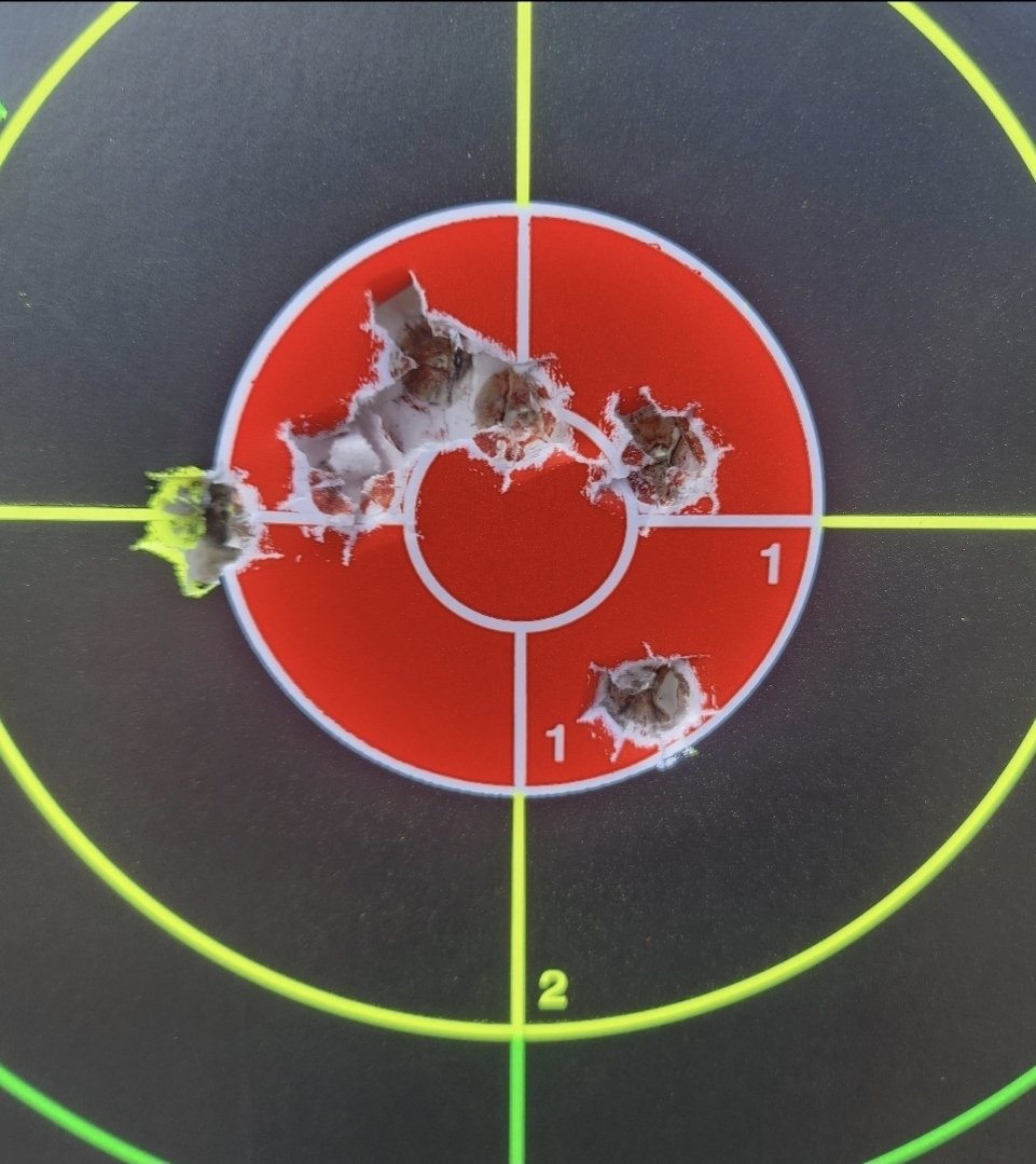 ghostt13__'s tweet photo. Today's wacking sticks #sp15tac #precision 14inch #battlerifle sending @TeamHornady #73grain @TeamHornady #criticaldefence 100m #disoveryoptics optics - 2-12X24 #SFIR #iFFP-MIL #lpvo & #secondary canted 45% @ZeroTechOptics #thrive #hd red dot #longgun la105 6.5 #creedmoor @KRG_W3 xray @VortexOptics & 5-25X56 #strikeeagle #magpul #ir #ngal Green & white light aswell as IR Laser & illuminator sending @TeamHornady #140grain gunners #bthpoints far right is 500m 6.5 #creedmoor