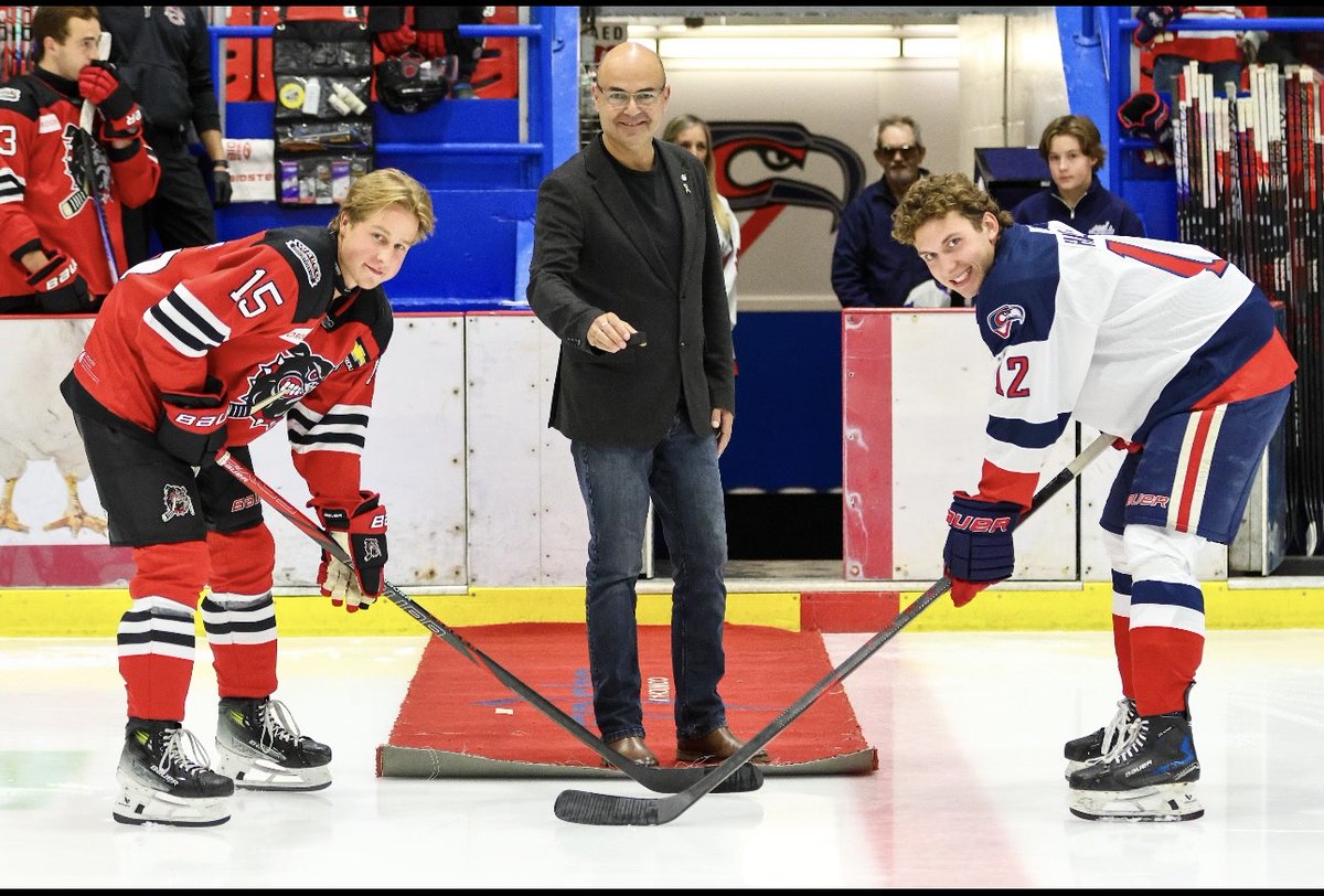 JeffKibbleCML's tweet image. I was honoured to drop the puck for the @Cowichan Capitals season opener where they came away with a big 3-1 win against the Alberni Valley Bulldogs! Thank you to the Capitals for their hospitality and here’s to a great season ahead. Go Capitals Go!
#CowichanMalahatLangford…