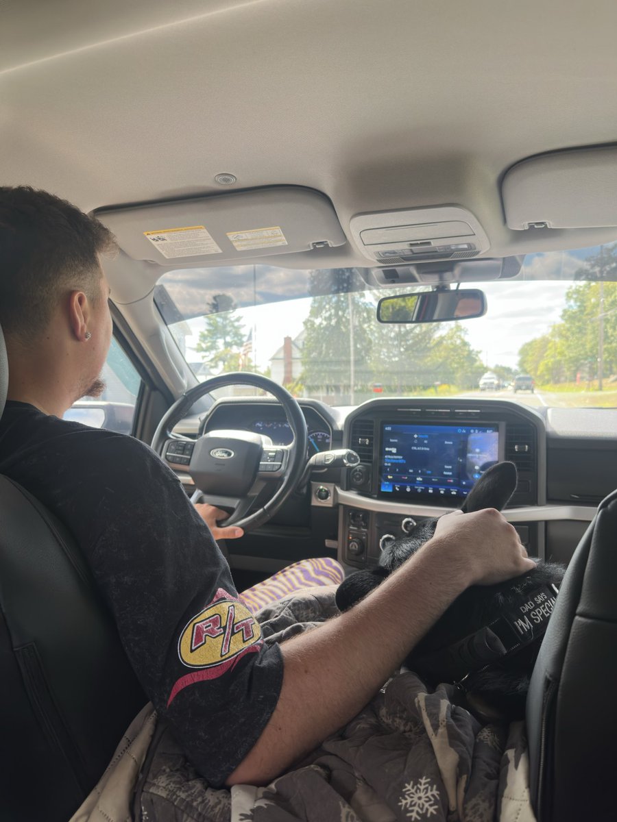 imjaydaa's tweet image. Happy National Boyfriends Day to the most incredible and hardworking man I’ve ever met 😘 thank you for loving me everyday and showing me what it’s like to be genuinely loved. I LOVE YOU DUMMY