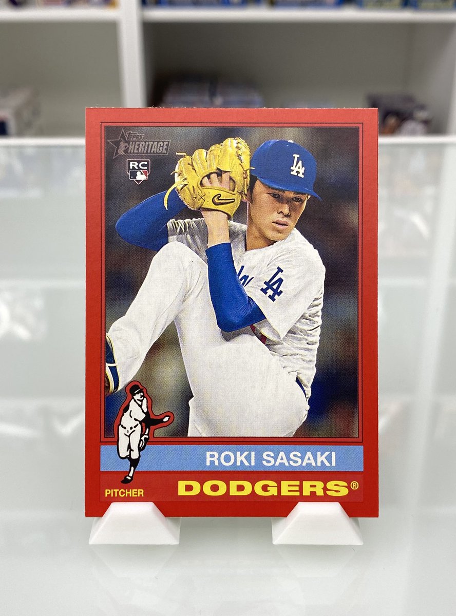 FanCaveSTL's tweet image. 🚨 GIVEAWAY 🚨

- Roki Sasaki Red Border Heritage RC 
- Winner drawn at 150 RETWEETS

- LIKE, FOLLOW, RETWEET to ENTER 💪

- Check out our daily sales!

Located in the heart of Kirkwood Main St.
Kirkwood, MO. 

Come and see us!