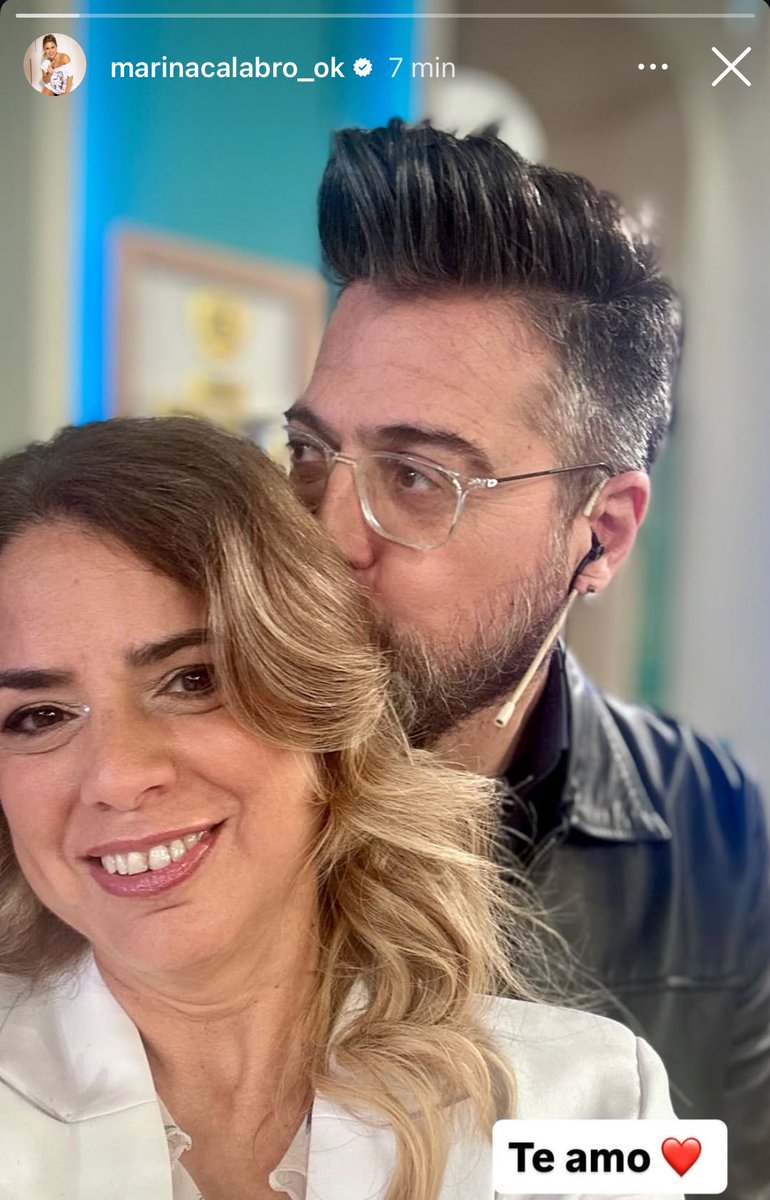 Intrusos's tweet image. Muy a full por acá 👇🏼