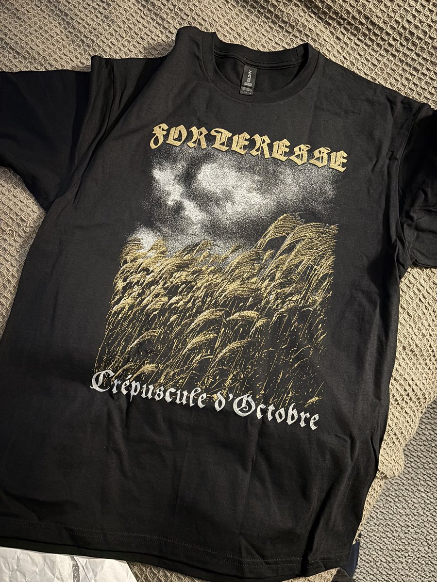 Piękność od <a href="/AncientDeadProd/">ANCIENT DEAD PRODUCTIONS</a>