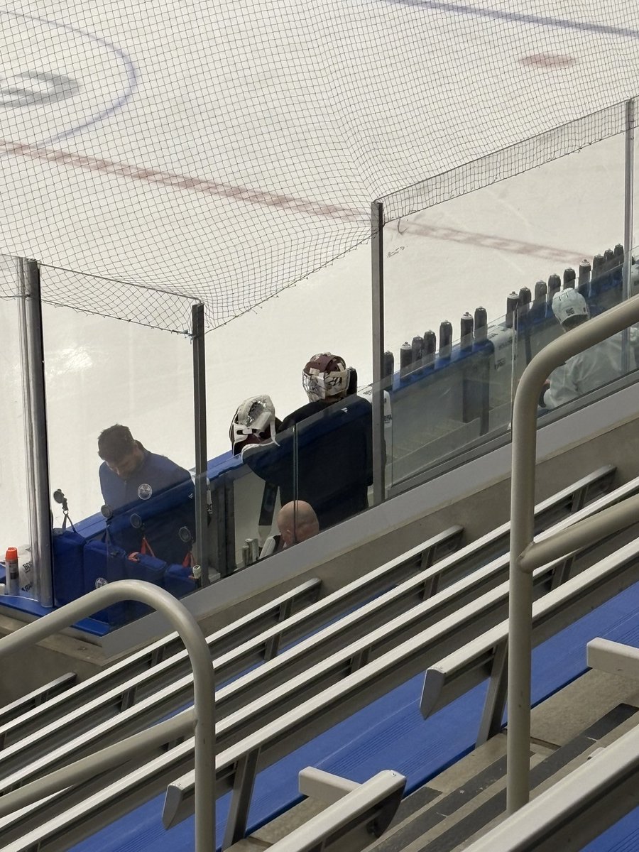 caprice_stp's tweet image. @EdmontonOilers have former @MacEwanGriffins goalie, Brett Epp at morning skate.