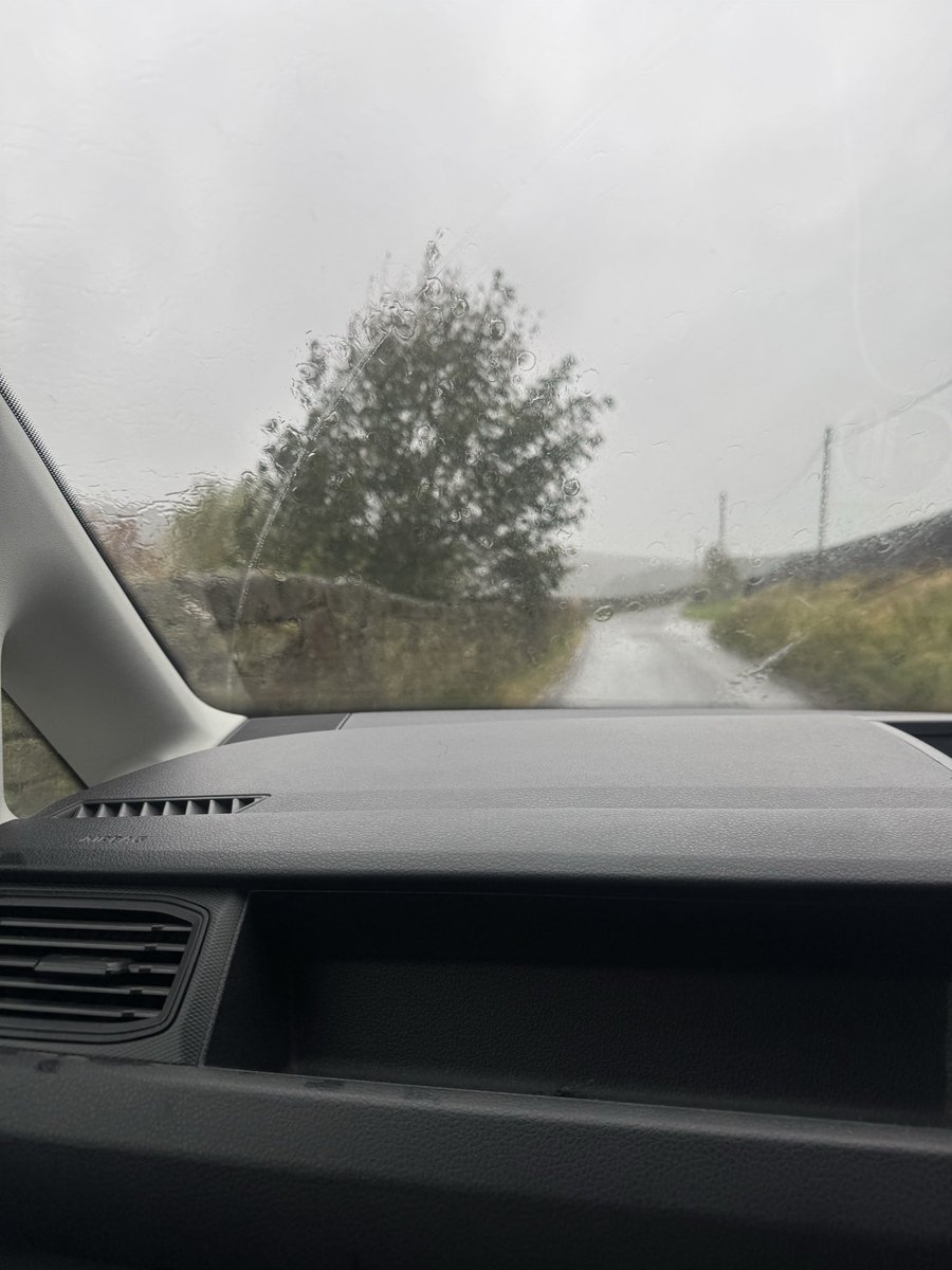 shellsmith74's tweet image. Dedicated loyal @Steetonfc supporters on route to Liverpool for our overnight stay ready to watch us against @MSBWOOLTONFC  ⚽️