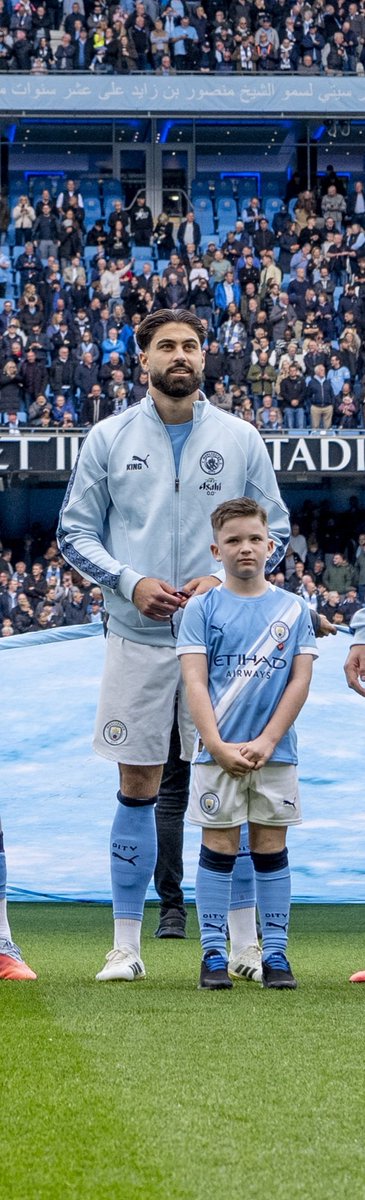 w33shv's tweet photo. @JoskoGvardiol4 my son walked out with you at the Burnley game what a day for him and what a result! https://t.co/j8gqFqc2ok
