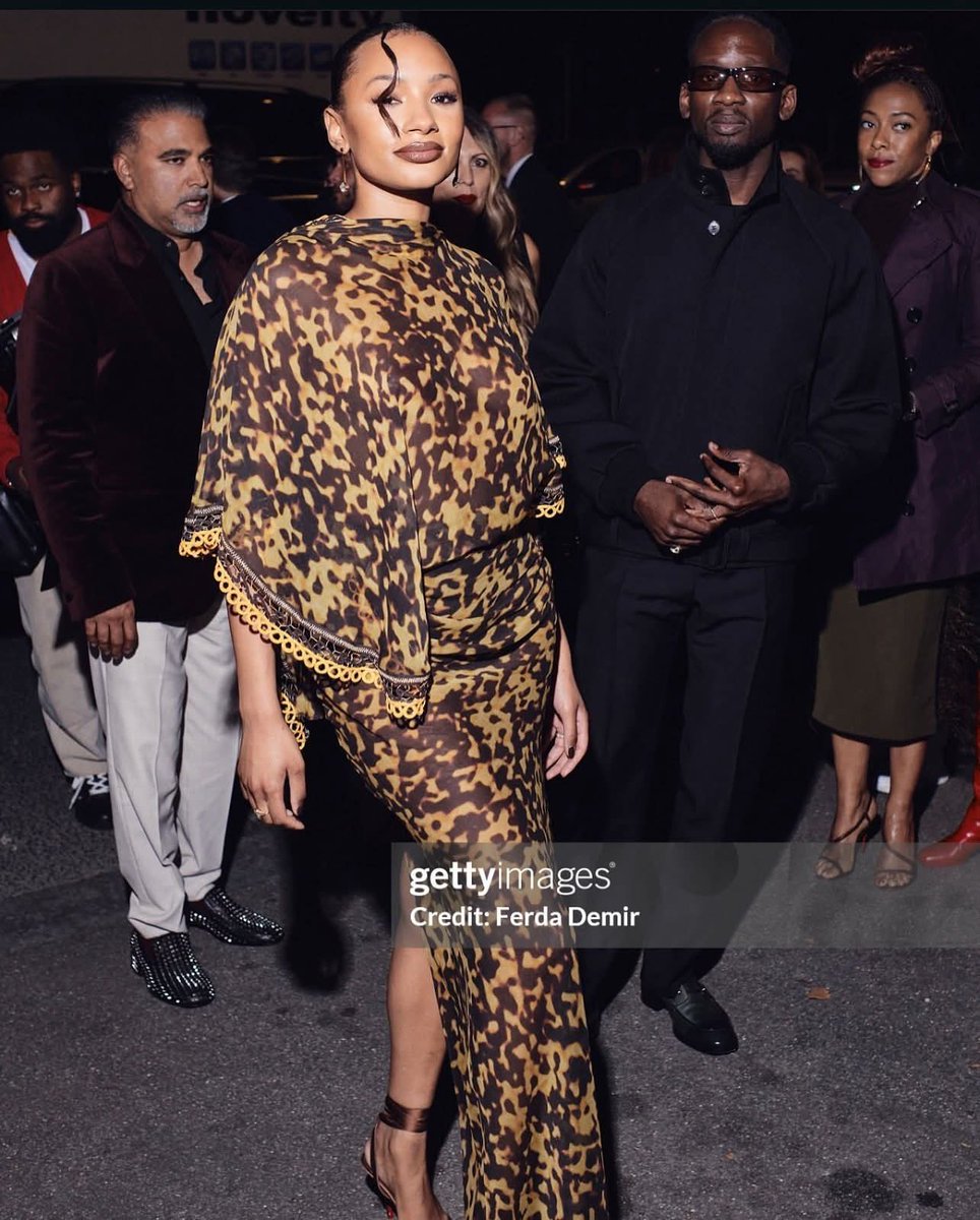 Adejoh03's tweet photo. Mr Eazi & Temi Ajibade at the Christian Louboutin SS26 Show in Paris🇫🇷
(Disqualified Faith Eric Chelle #TaylorSwift ) #BankWithZenith
Khaid And Ayo Maff Tame Impala Celine Dion Marcelo Pepper Imisi All Done Brymo Faith Iyaloja #BBNaijaS10 ) https://t.co/9gBLBLxp4b