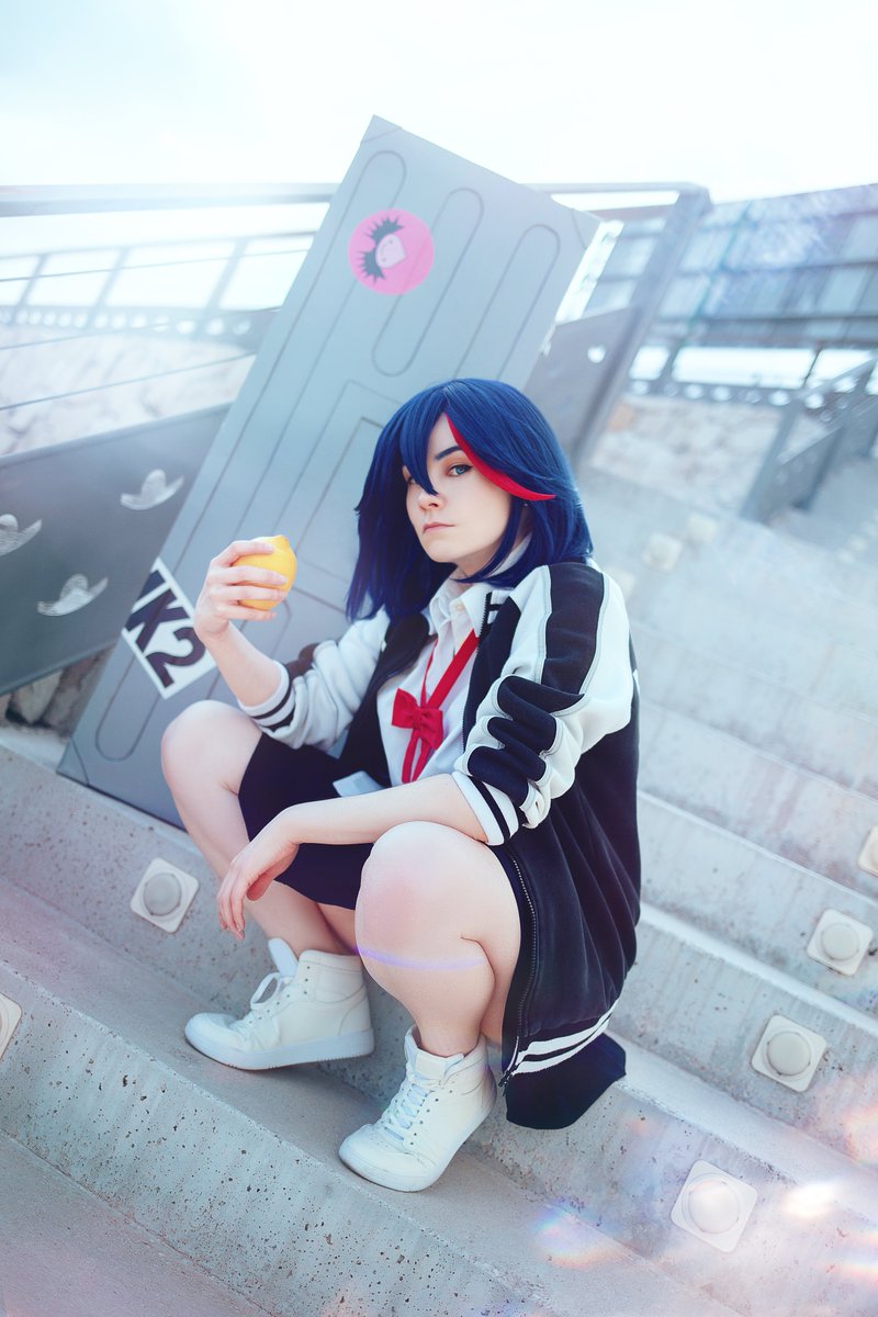 matoiryuuko's tweet photo. Another year, another Kill la Kill anniversary ✂️🎂✨
and yet I will never get tired of cosplaying Ryuko ❤️

📷 @IreneKuroi

#キルラキル十二襲年 #KillLaKill https://t.co/fWxSHYib92