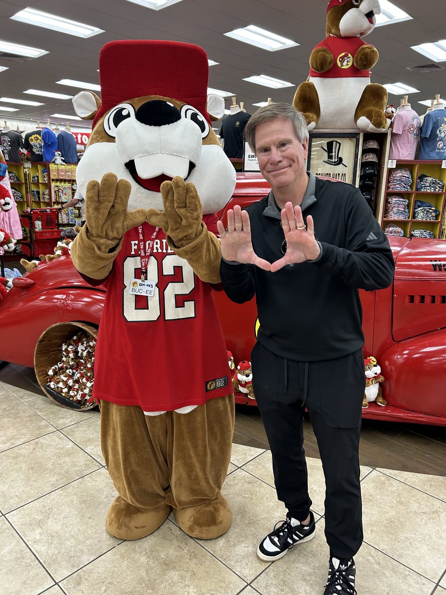 ⁦<a href="/canesvoice/">Joseph Zagacki</a>⁩   🧡💚Buc-ee is All About The U!💚🧡