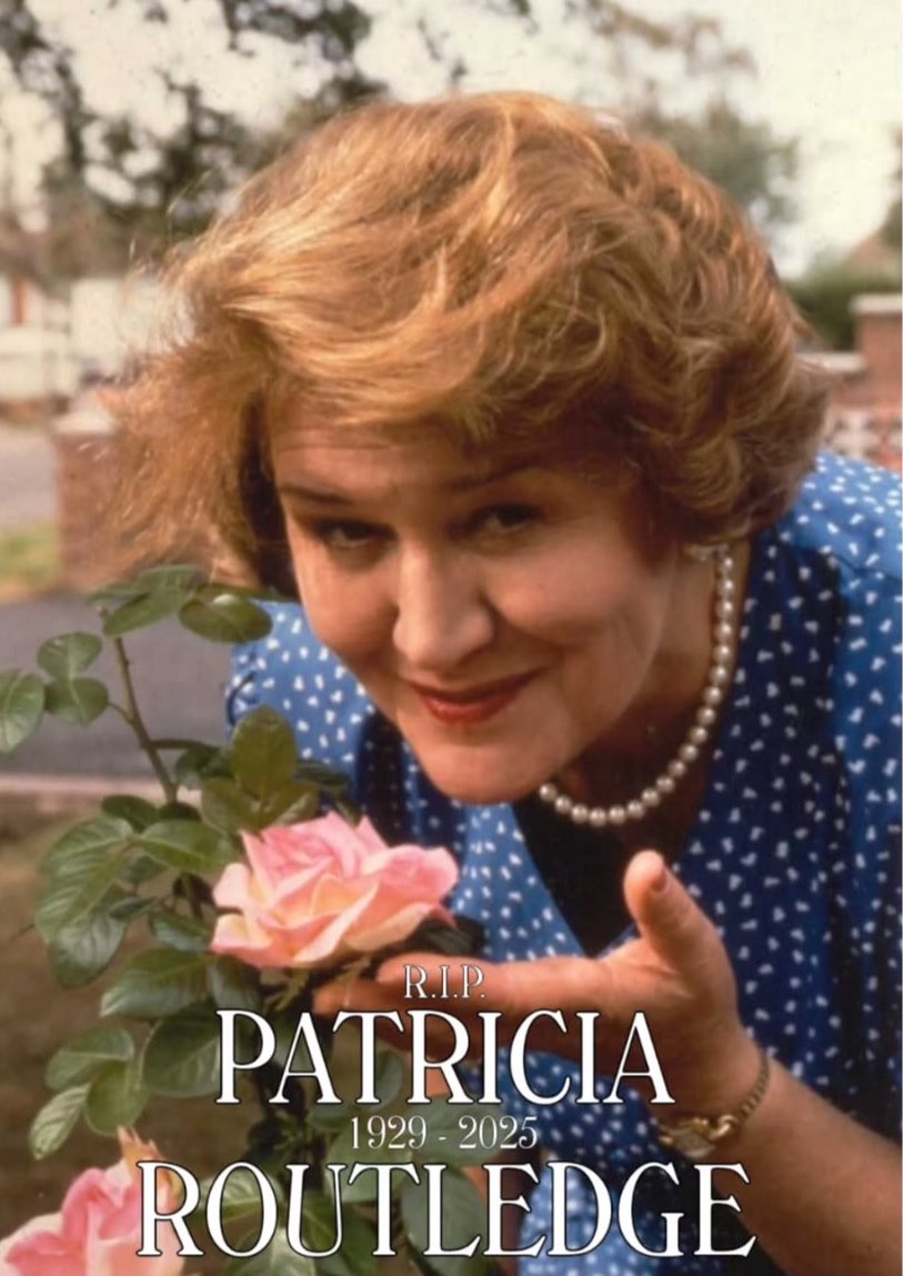 keepingupapps's tweet image. RIP to our Lord and Saviour, Hyacinth Bucket #GBNF