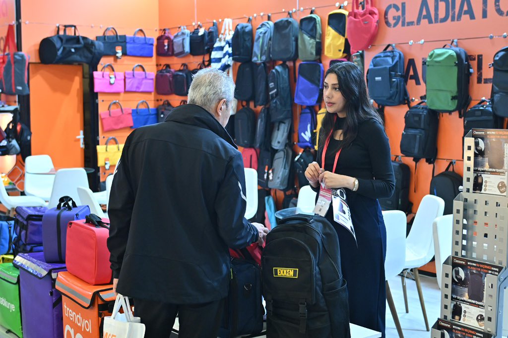 promogiftist's tweet photo. ✨ PROMOGIFT İstanbul’da 2. gün tamamlandı!

Bugün ziyaretçiler; promosyon ürünlerinden kurumsal hediyelere, inovatif tasarımlardan üretim çözümlerine kadar uzanan geniş ürün yelpazesini keşfetme fırsatı buldu. 🌟 https://t.co/3ERRwP5mSV