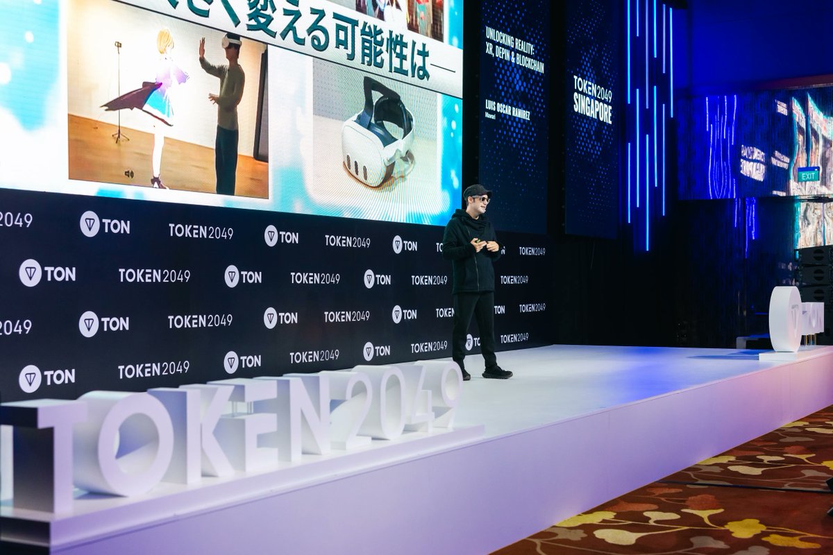 Two keynotes. Two stages. One critical message: Our vision for the future.

We started with @Token2049, where <a href="/luismawari/">Luis | Mawari</a> took the main stage to discuss distributed infrastructure with Asia's largest web3 audience.

The message resonated. But we weren't done yet 👇