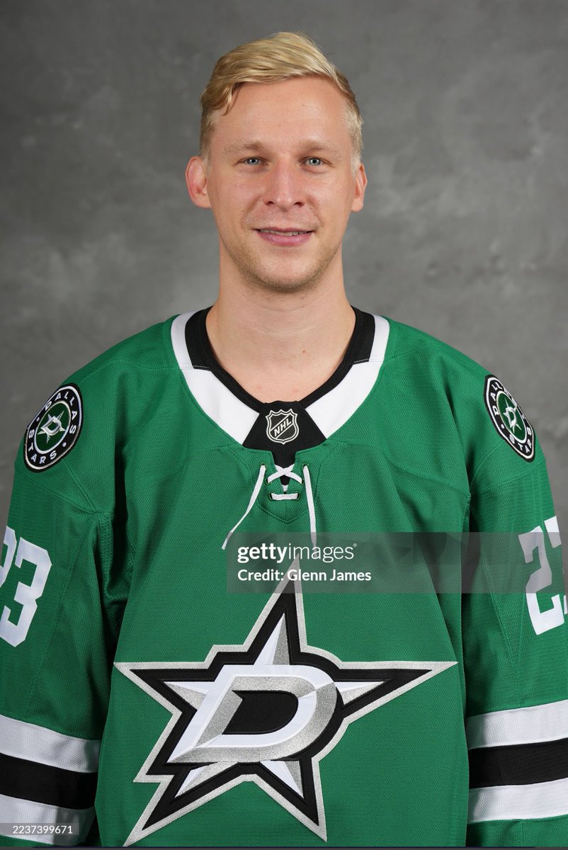 6 days until opening night 😁