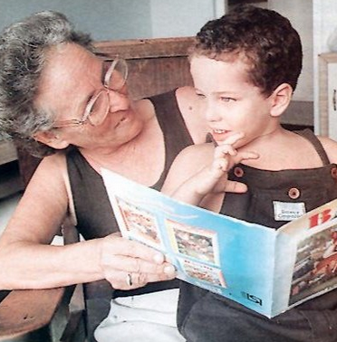 El 1ro de octubre es el Día Internacional de las Personas Mayores, pero todos los días debemos amar y respetar a quienes tanto han hecho por sus familias y por nuestra nación. <a href="/CubaMined/">MINED</a> <a href="/CubaEduca/">Portal Educativo</a> <a href="/AlemanYandry/">Yandry Alemán Viera</a> <a href="/DPEVillaClara/">DGEP Villa Clara</a> @DMESagua <a href="/LienMons/">Lien O'farril Mons</a>