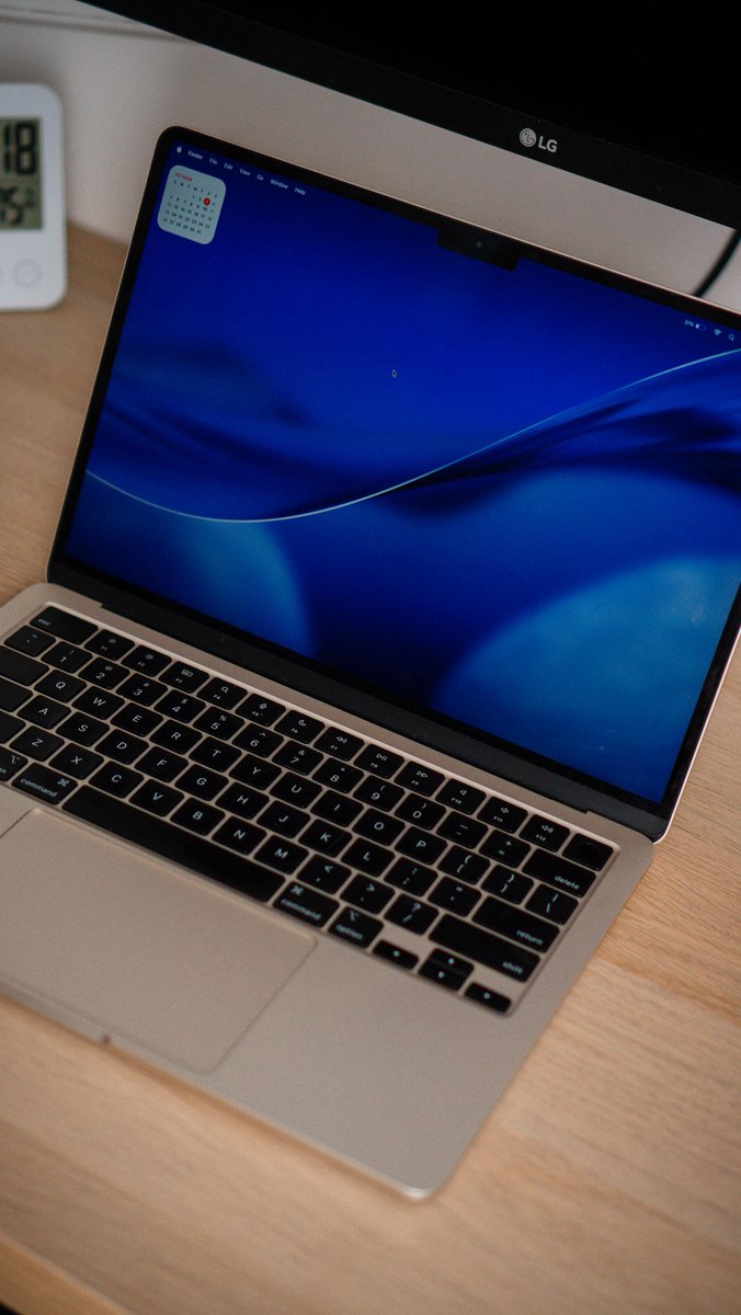 Vincent_Ciu's tweet photo. https://t.co/rUkciyWHto

WTS Macbook Air 3M

Open : Rp 14.800 K
COD : Jakarta https://t.co/HkNfRyedVc