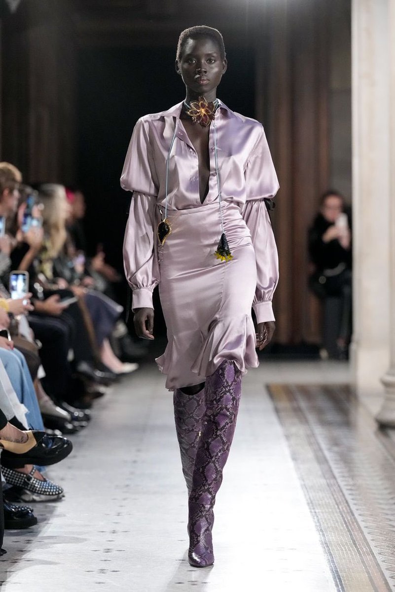 correctmodel's tweet image. HARRIS REED @NINARICCI SS 2026 COLLECTION
#NINARICCI #PFW #PARISFASHIONWEEK