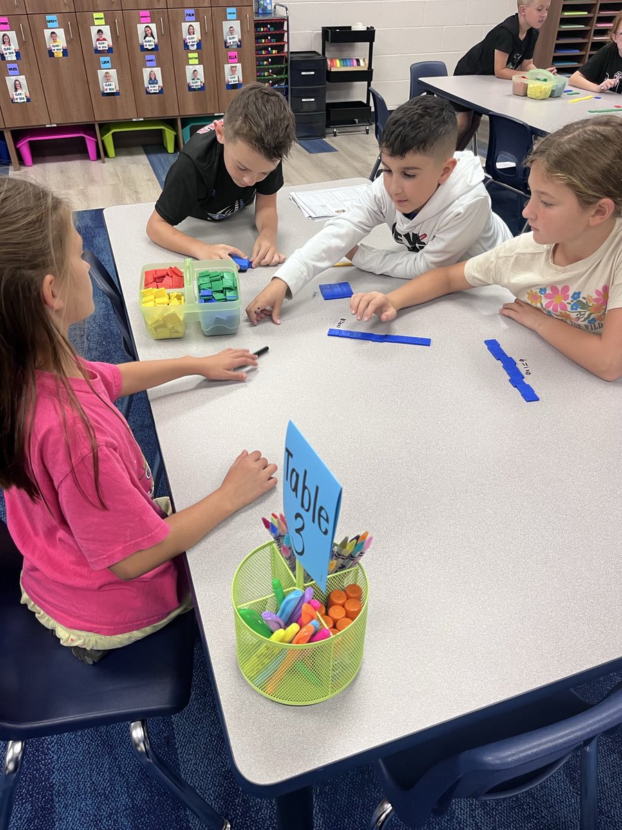 awmoleap's tweet image. We had fun using tiles to make arrays and learn about square numbers! #mathrocks #collaboration