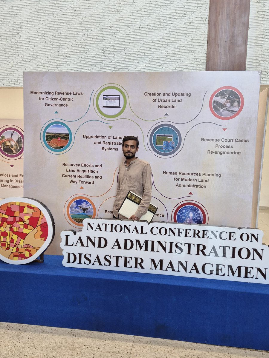 આજરોજ મહાત્મા મંદિર ગાંધીનગર ખાતે ભૂમિ વ્યવસ્થાપન અને આપદા પ્રબંધનની રાષ્ટ્રીય પરિષદ માં ભાગ લેવાનો અવસર પ્રાપ્ત થયો 
#LandAdministration
#RevenueLaws
#LandGovernance2025
#DisasterResilience
#SmartLandAdministration
#NationalConference
