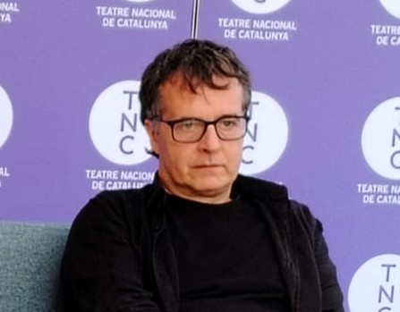 Prog.482-2/10/2025 de TdMTdE <a href="/radio_gracia_/">Ràdio Gràcia</a>. Entrev. Andreu Ramis <a href="/autonomusical/">AUTÓNOMOS. El Musical</a> @espaitexasbcn, Jordi Milán <a href="/_LaCubana/">La Cubana</a>, <a href="/raimonmolins/">Raimon Molins</a> <a href="/teatrenacional/">TNC</a>, la Festa de Comerç al carrer el 4 d'octubre a Gràcia Nova i <a href="/Marc__Pineda/">Marc Pineda</a> ens porta #VeuDelEspectador. radiogracia.net/programs/temps…